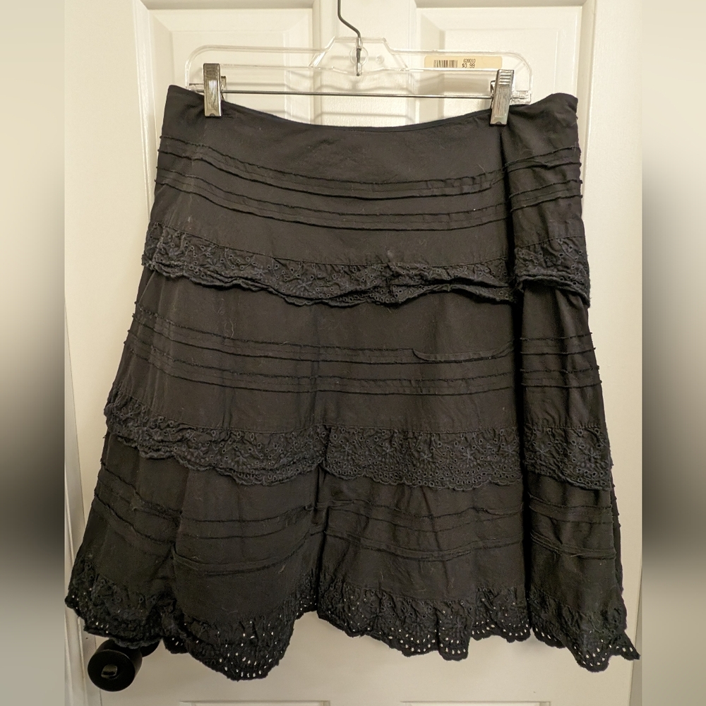 Women's size 12 side zip tiered skirt